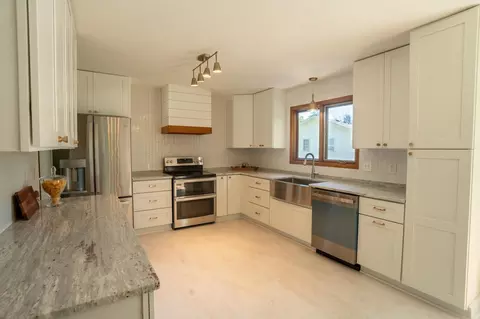 7400 Major Ave N, Brooklyn Park, MN 55443