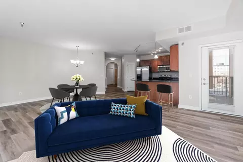 1155 Ford Rd #201, Saint Louis Park, MN 55426