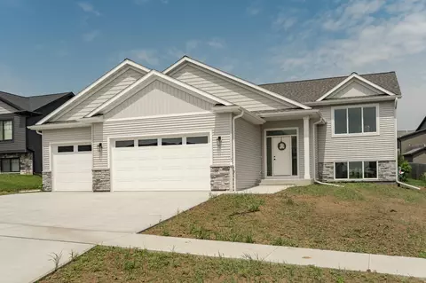 1812 Brandt Dr NE, Byron, MN 55920