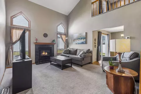 8701 Norway St NW, Coon Rapids, MN 55433