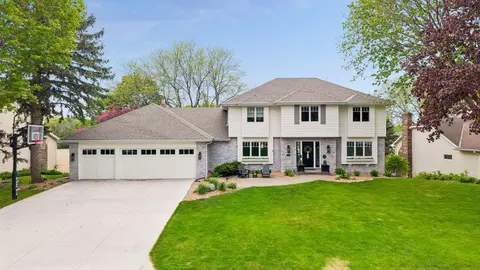 18425 5th Ave N, Plymouth, MN 55447