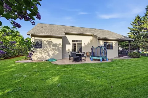 Exterior - 11 Moon Cir, Saint Cloud, MN 56301 photo 5 of 7
