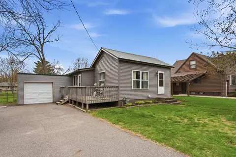 516 Hudson St, Paynesville, MN 56362