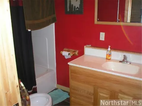 Bath - 13113 Twilight Rd, Onamia, MN 56359 photo 1 of 3