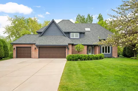 6050 Dallas Ln N, Plymouth, MN 55446