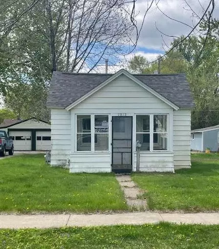 1813 W 6th St, Red Wing, MN 55066