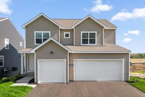 1141 Annagaire Curv, Rosemount, MN 55068