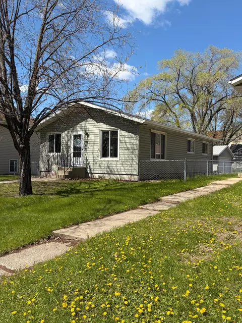117 36th Ave N, Saint Cloud, MN 56303