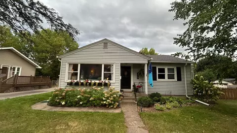 1117 Olive St W, Stillwater, MN 55082