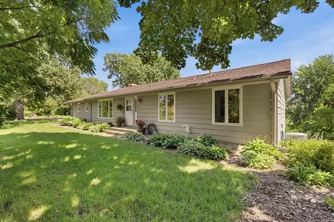 11516 172nd St W, Lakeville, MN 55044