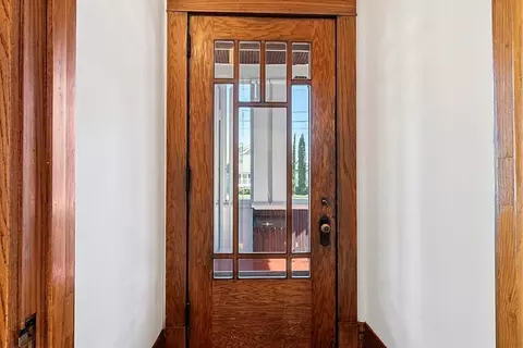 Entry Way - 408 5th St E, Northfield, MN 55057 photo 1 of 5