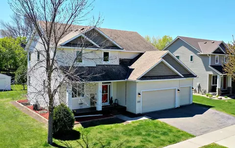 3054 224th St W, Farmington, MN 55024