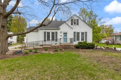 1633 Maryland Ave S, Saint Louis Park, MN 55426
