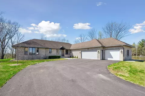3741 Lucy Ct NE, Saint Michael, MN 55376