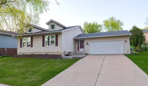 509 Meadow Run Dr SW, Rochester, MN 55902