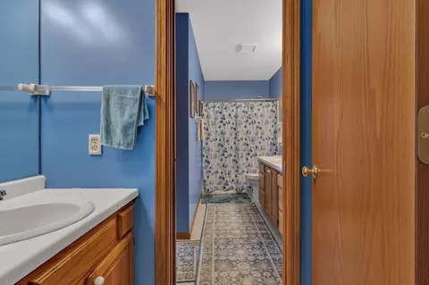 Entry Way - 1124 Par Ln, Willmar, MN 56201 photo 4 of 6