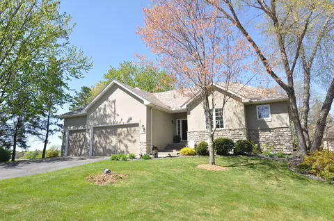 4985 Pine Ln, Eagan, MN 55123