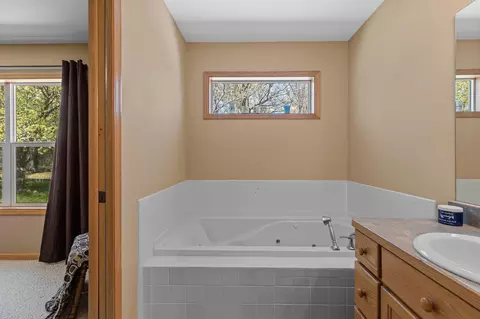 Bath - 8100 Dalton Rd, Baxter, MN 56425 photo 2 of 2