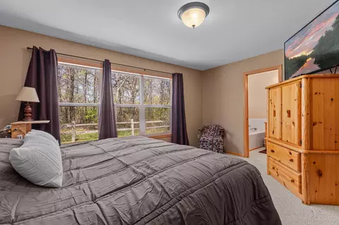 Bedroom - 8100 Dalton Rd, Baxter, MN 56425 photo 2 of 3