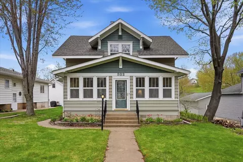 322 Pine St, Glenwood City, WI 54013