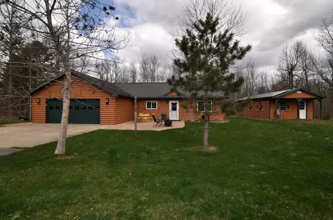 2332 Webb Forest Ct NW, Hackensack, MN 56452