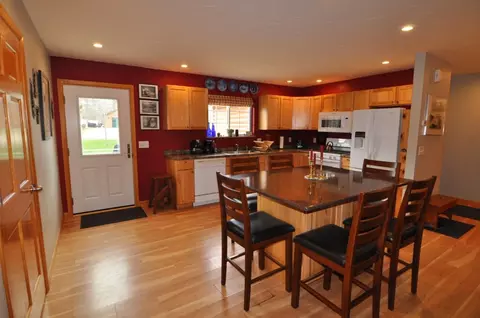 Kitchen - 2332 Webb Forest Ct NW, Hackensack, MN 56452 photo 2 of 5