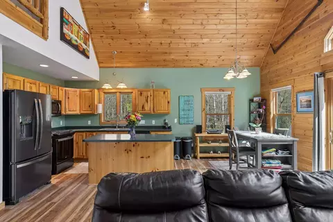 Kitchen - 2137 195th Ave, Centuria, WI 54824 photo 1 of 6