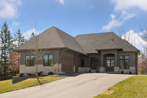 12803 Woodhaven Pl, Minnetonka, MN 55305