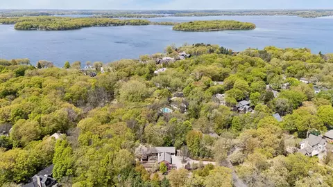 View/Area - 20545 Linden Rd, Deephaven, MN 55331 photo 2 of 5