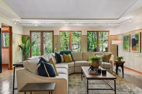Living - 20545 Linden Rd, Deephaven, MN 55331 photo 9 of 12