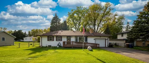 4585 Otter Lake Rd, White Bear Lake, MN 55110