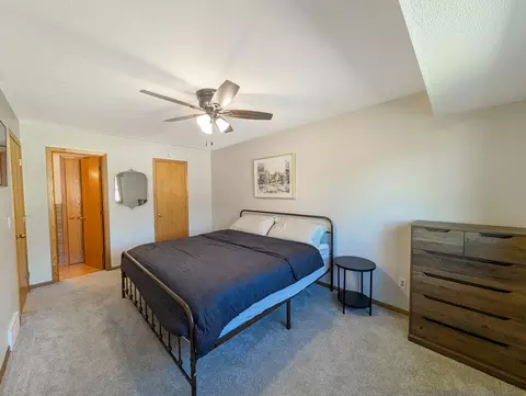 Bedroom - 1648 Hickory Ln, Eagan, MN 55122 photo 2 of 6