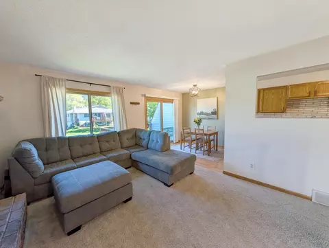 Living - 1648 Hickory Ln, Eagan, MN 55122 photo 2 of 3
