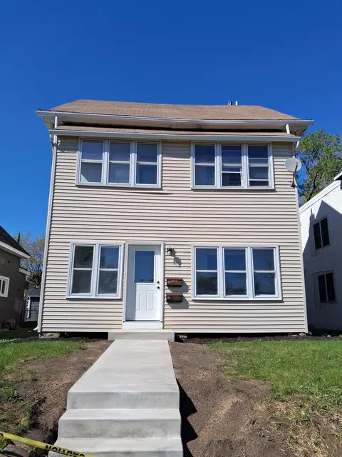 1611 Carroll Ave, Saint Paul, MN 55104
