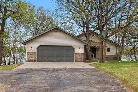 14425 W Lake Sallie Dr, Detroit Lakes, MN 56501