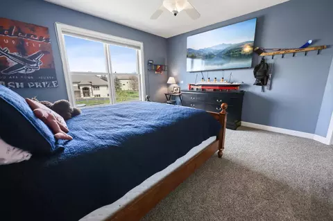 Bedroom - 2512 Walden Way, Saint Cloud, MN 56301 photo 4 of 9