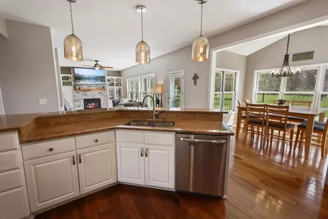 Kitchen - 2512 Walden Way, Saint Cloud, MN 56301 photo 5 of 6