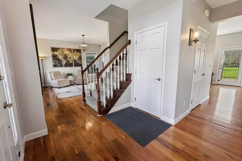 Entry Way - 2512 Walden Way, Saint Cloud, MN 56301 photo 2 of 3