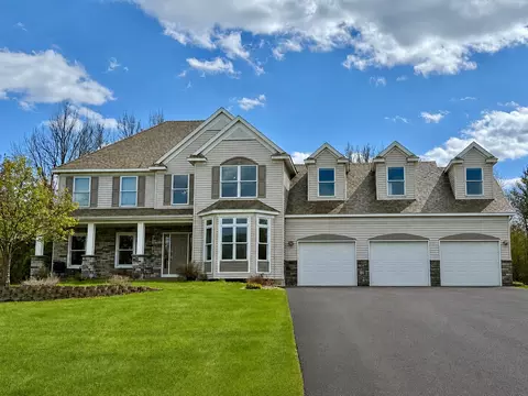 2512 Walden Way, Saint Cloud, MN 56301