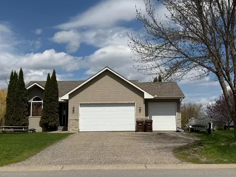 820 6th St NW, Maple Lake, MN 55358