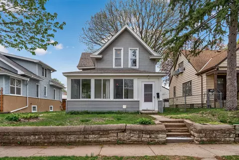 116 8th Ave S, South Saint Paul, MN 55075
