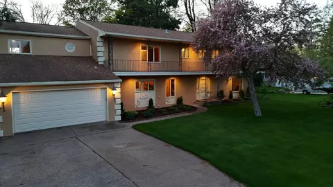 1411 Riverview Dr, Little Falls, MN 56345