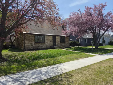 333 Page Ave, North Mankato, MN 56003