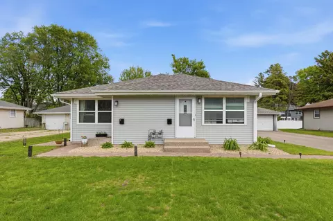 309 Washington Ave S, Hopkins, MN 55343