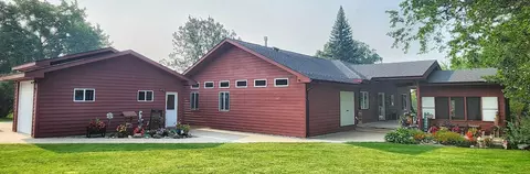 212 Lake Ave NE, Clearbrook, MN 56634