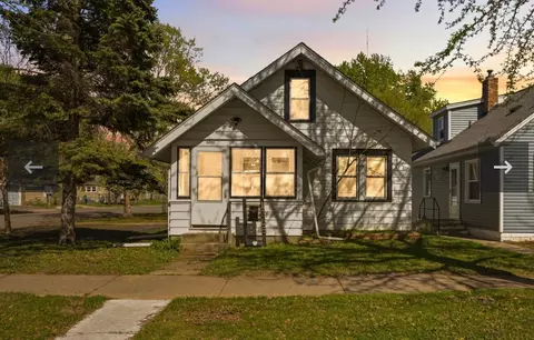 1258 Farrington St, Saint Paul, MN 55117