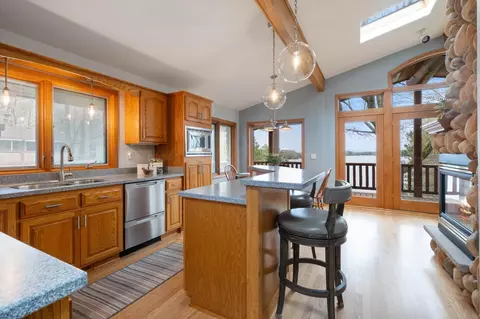 Kitchen - 7024 Van Rd, Duluth, MN 55803 photo 4 of 4