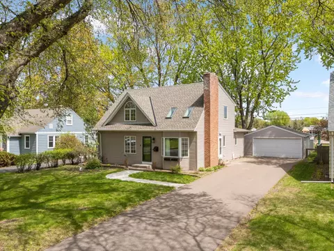 1834 Holton St, Falcon Heights, MN 55113
