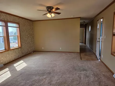 Living - 9 Holly Ln, Duluth, MN 55810 photo 3 of 3
