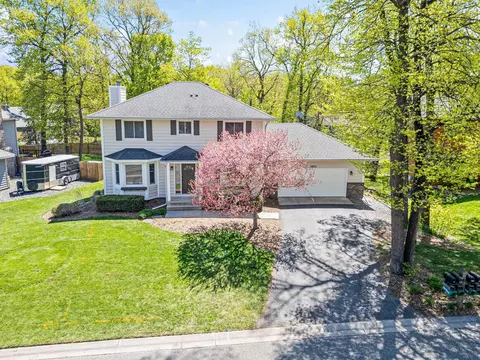 5833 W 131st Street Cir, Savage, MN 55378